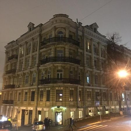 Luteranska Romantic Apartment Kiev Eksteriør bilde