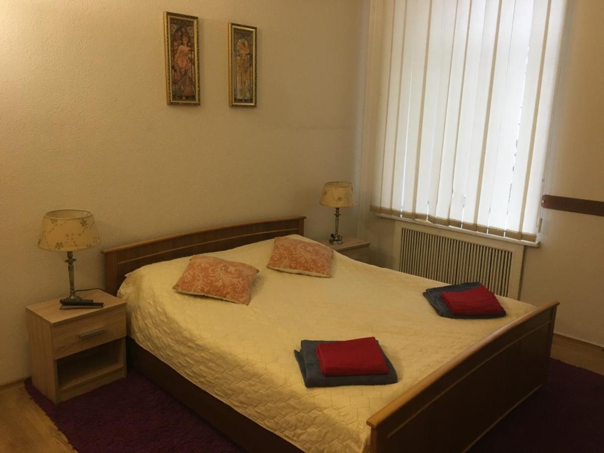 Luteranska Romantic Apartment Kiev Eksteriør bilde